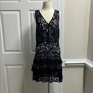 Michael Kors women’s black Lace Dress size 8 NWOT 346